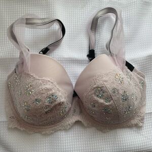 Victoria’s Secret Dream Angels Balconette bra lavender/black with rhinestones